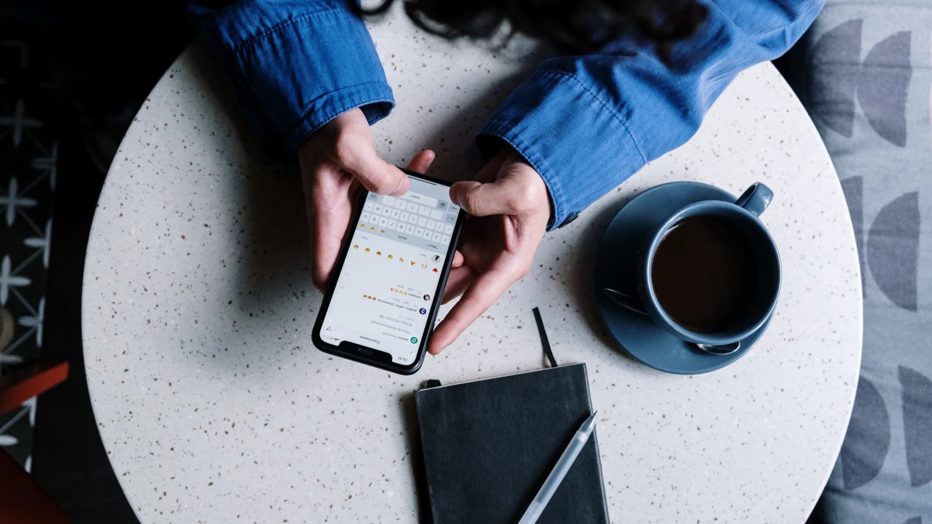 WhatsApp Group Links Hero
